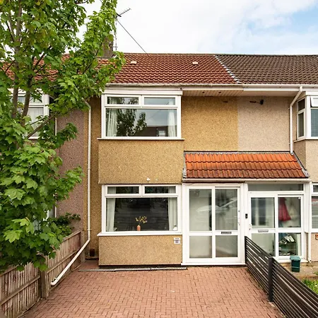 New Business & Long Stays- Sleeps7-by Fabaccommodation